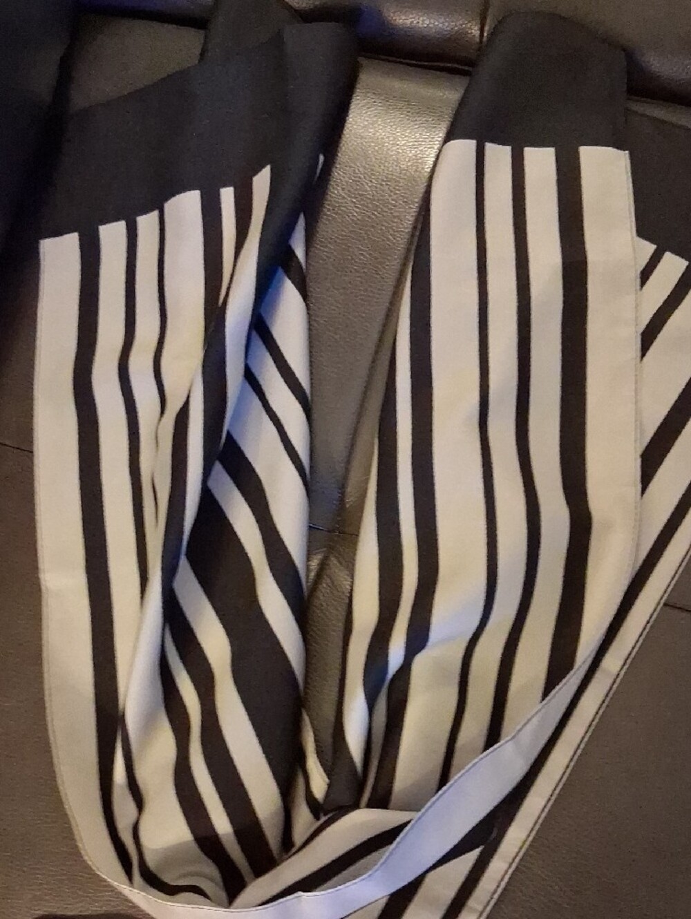 Two Striped Scarfs - Picture 4 of 5